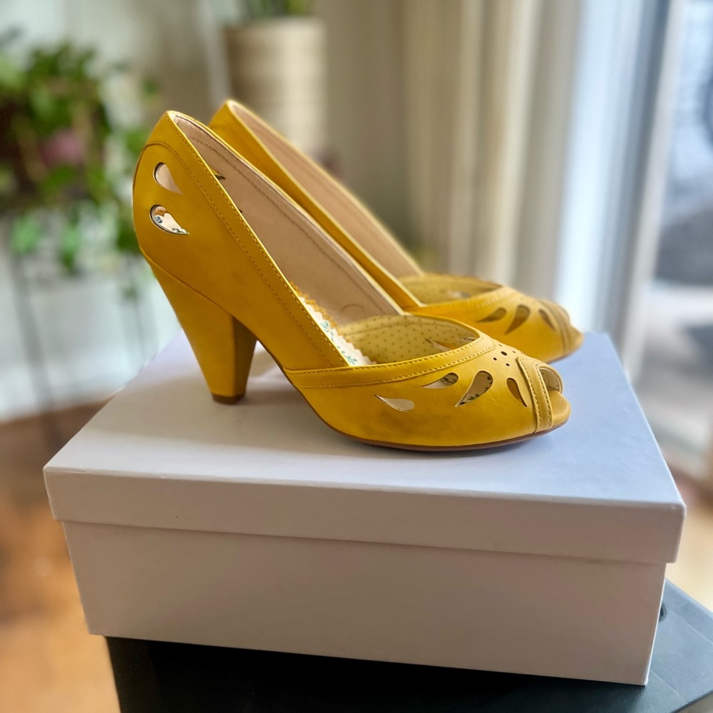 Bettie Page Yellow Peep Toe Heels